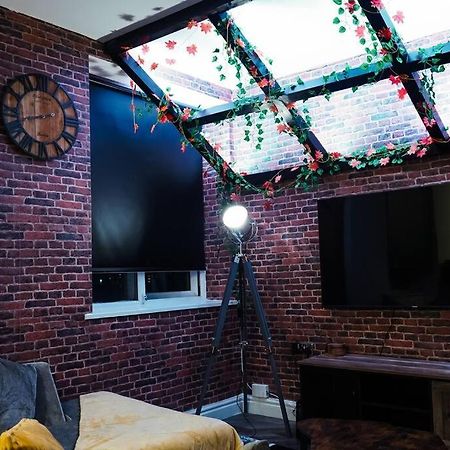 Stunning Two Bed City Centre Apartment Leeds  Buitenkant foto