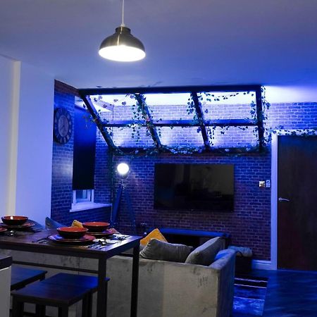 Stunning Two Bed City Centre Apartment Leeds  Buitenkant foto