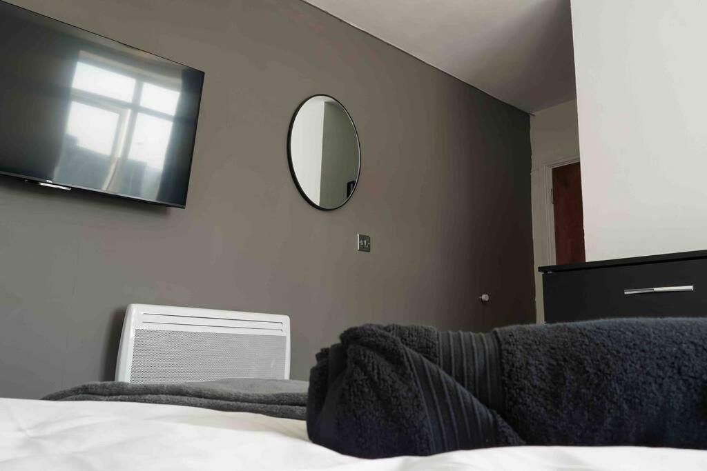 Stunning Two Bed City Centre Apartment Leeds  Buitenkant foto